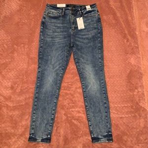 Judy Blue Skinnies